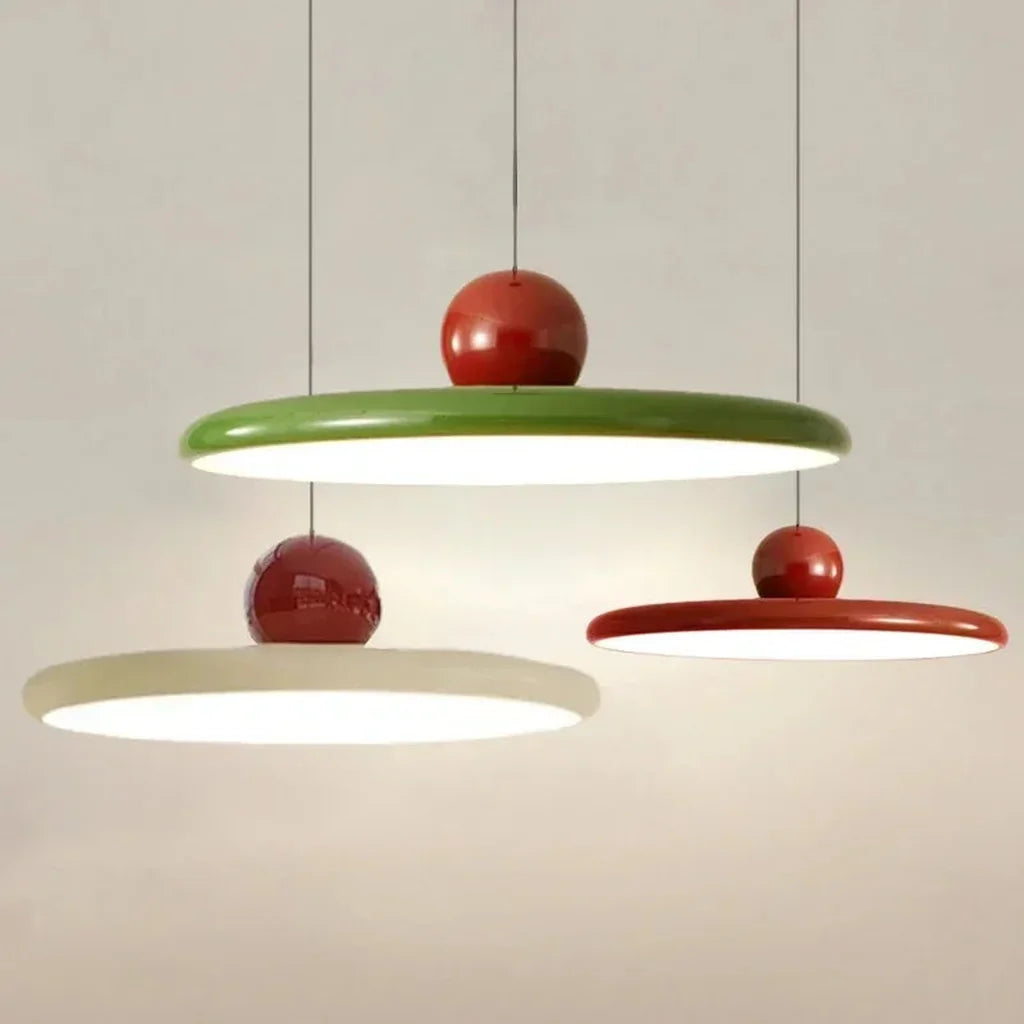 Suspensions disque verte, beige et rouge en groupe