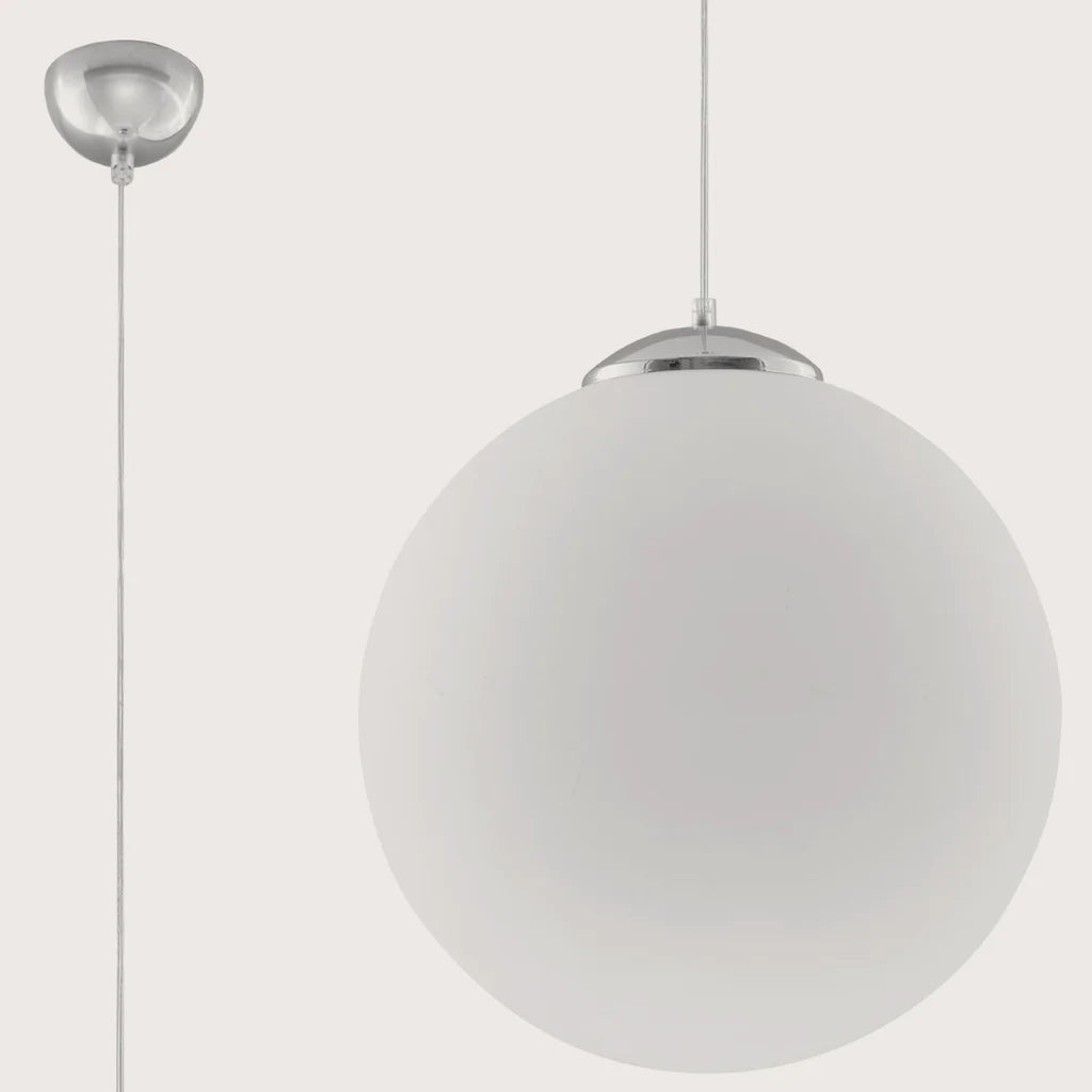 Suspension globe en verre opalin, coloris blanc et chromé (Ø 30 cm)