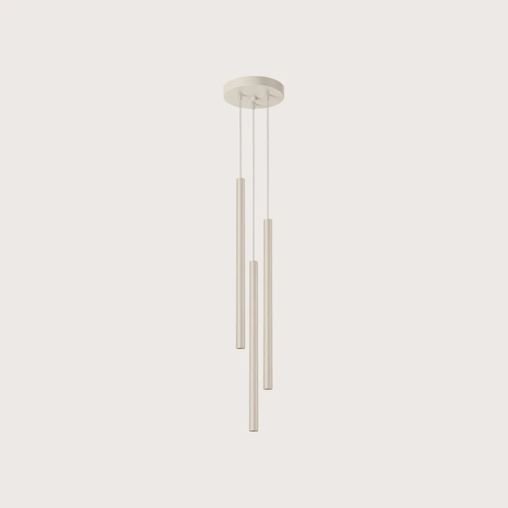 Suspension grappe tubes fins façon bougie, coloris beige (3 lumières – acier)