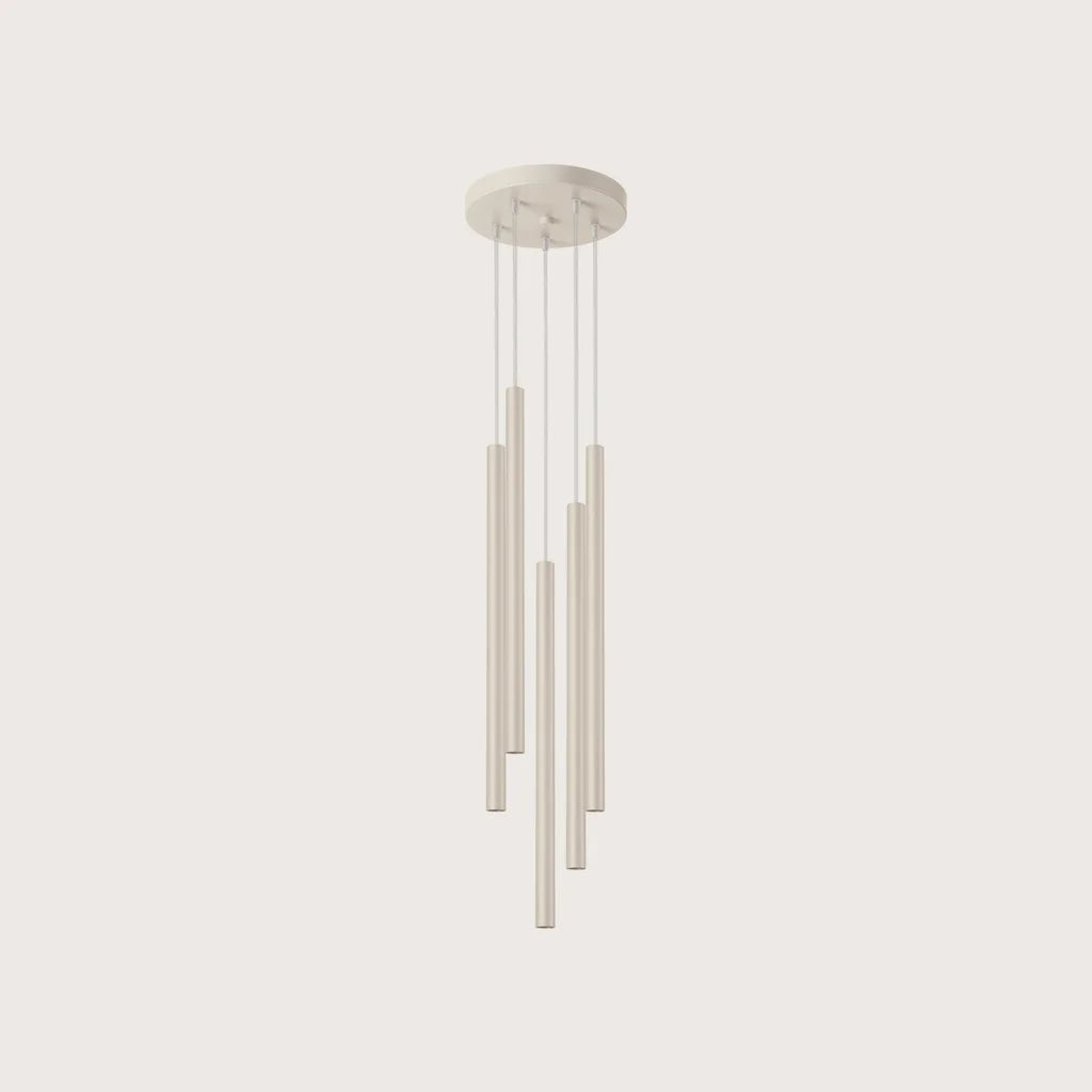 Suspension grappe tubes fins façon bougie, coloris beige (5 lumières – acier)