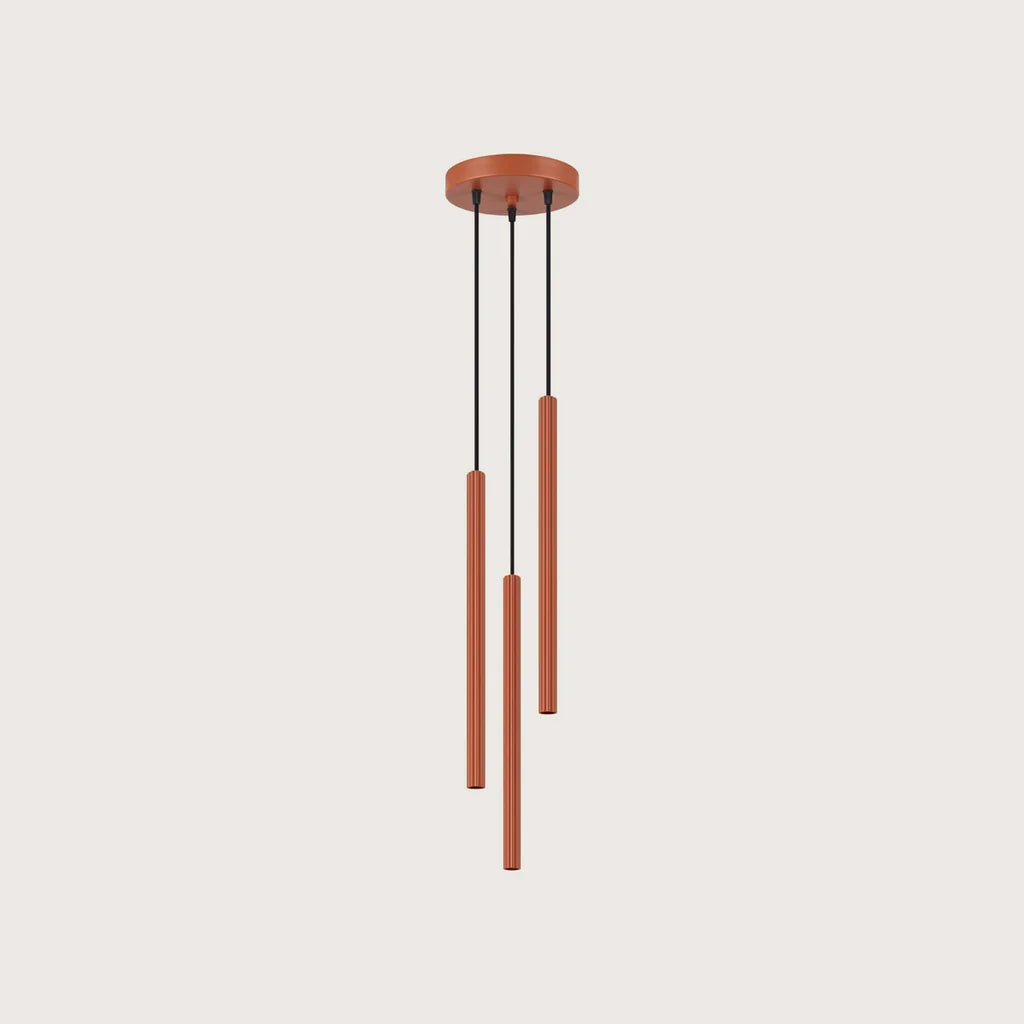 Suspension grappe tubes fins striés, coloris ocre rouge (3 lumières)