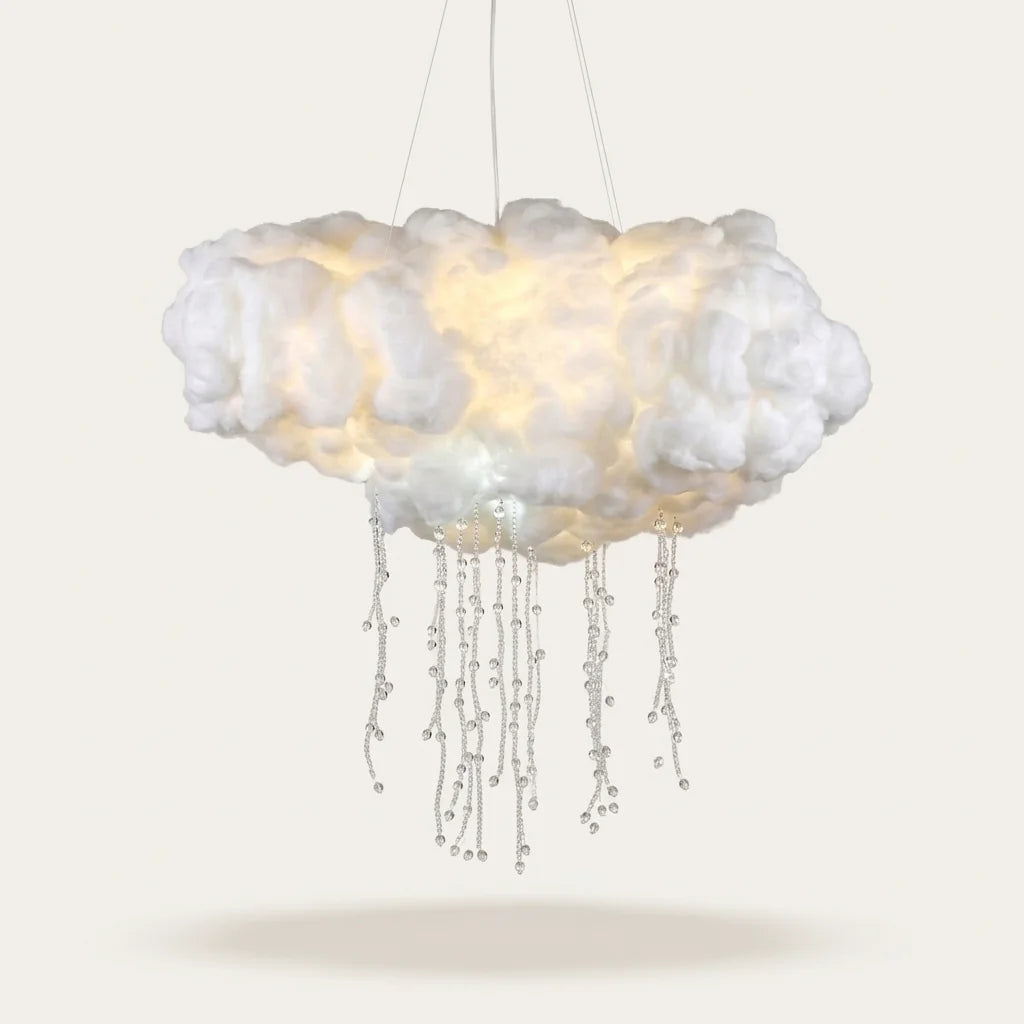 Suspension nuage forme méduse avec guirlandes de perles