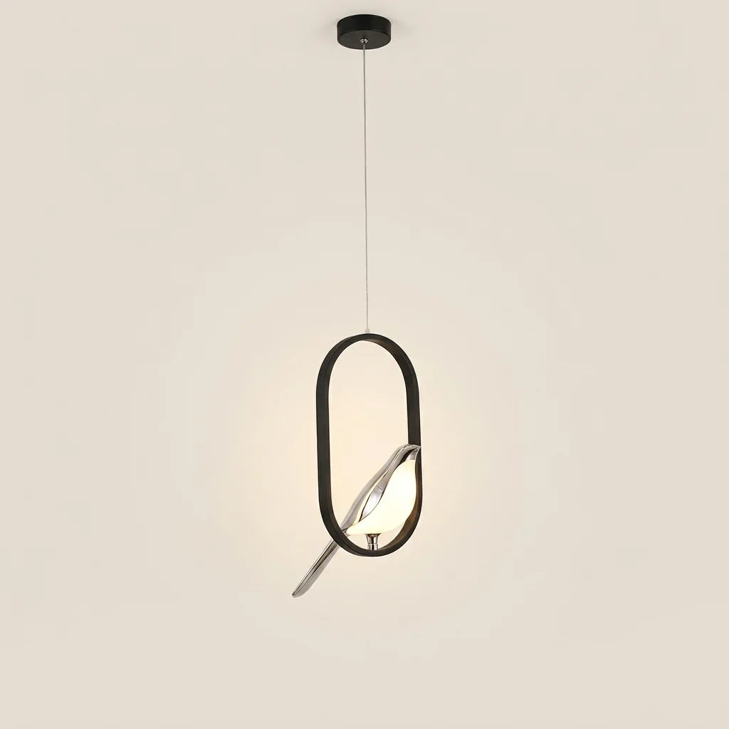 Suspension anneau ovale noir et oiseau argenté, modèle A