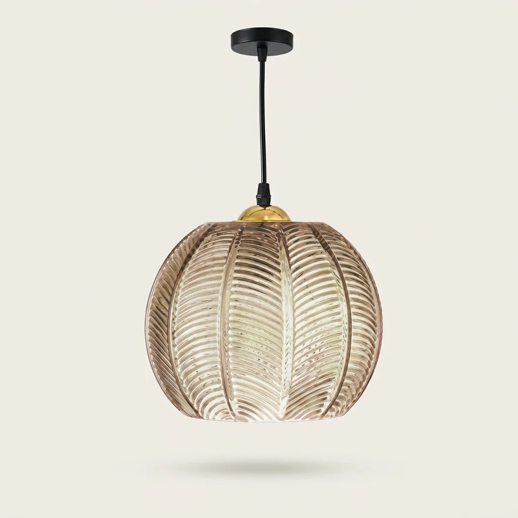 Suspension en verre ambré à motif feuille