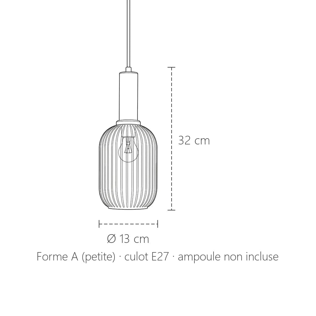 Dimensions de la forme A : Ø 13 cm, 32 cm de haut