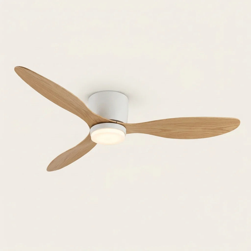 Ventilateur de plafond à pales effet bois et lumière LED